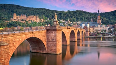 heidelberg.jpg Alte Brücke in Heidelberg bei Sonnenuntergang.