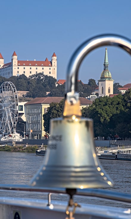 Glocke auf dem Schiff