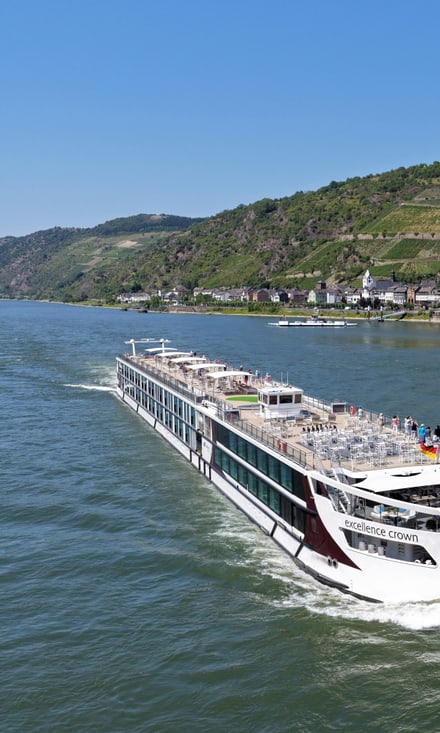 Crown vor Pfalzgrafenstein